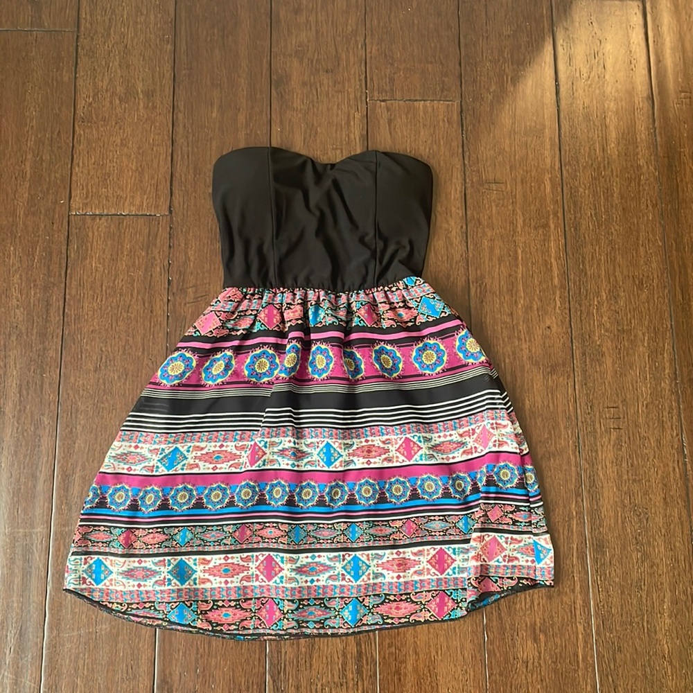 Wet Seal Strapless Dress